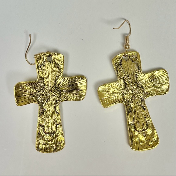 Golden hammered cross with 3 blue crosses laid vertically. 2” x 1.5”.  NIP. Nice - Picture 5 of 7